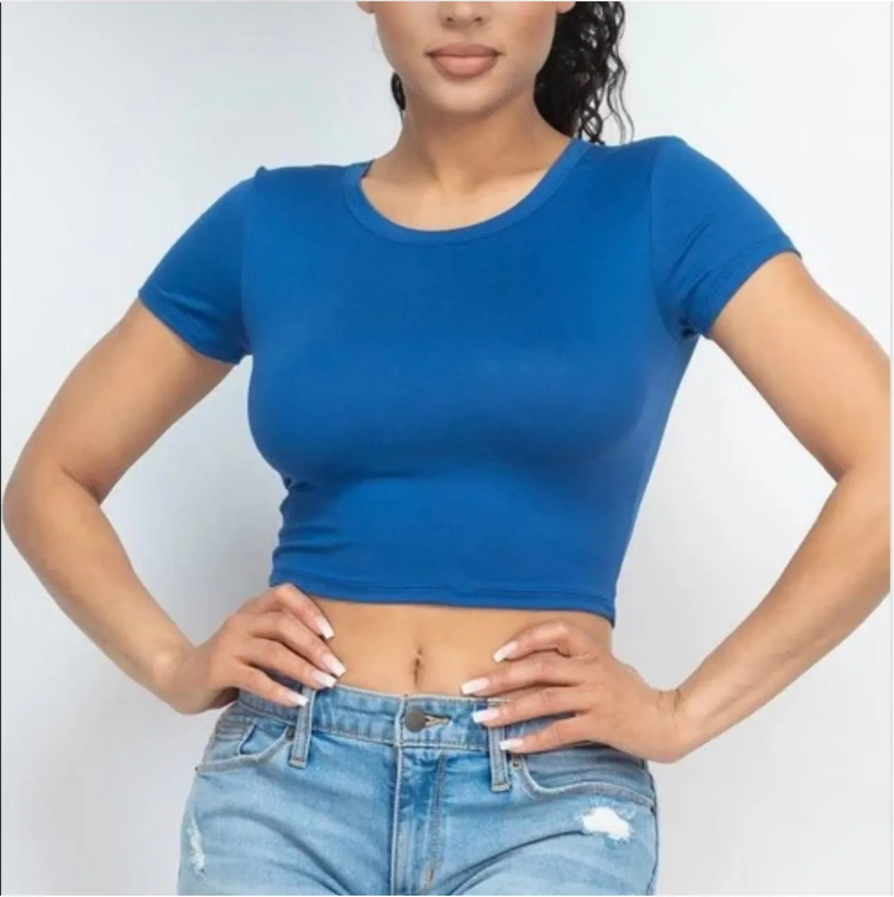 Classic Dark Crop Top Round Neck Short Sleeve Tees