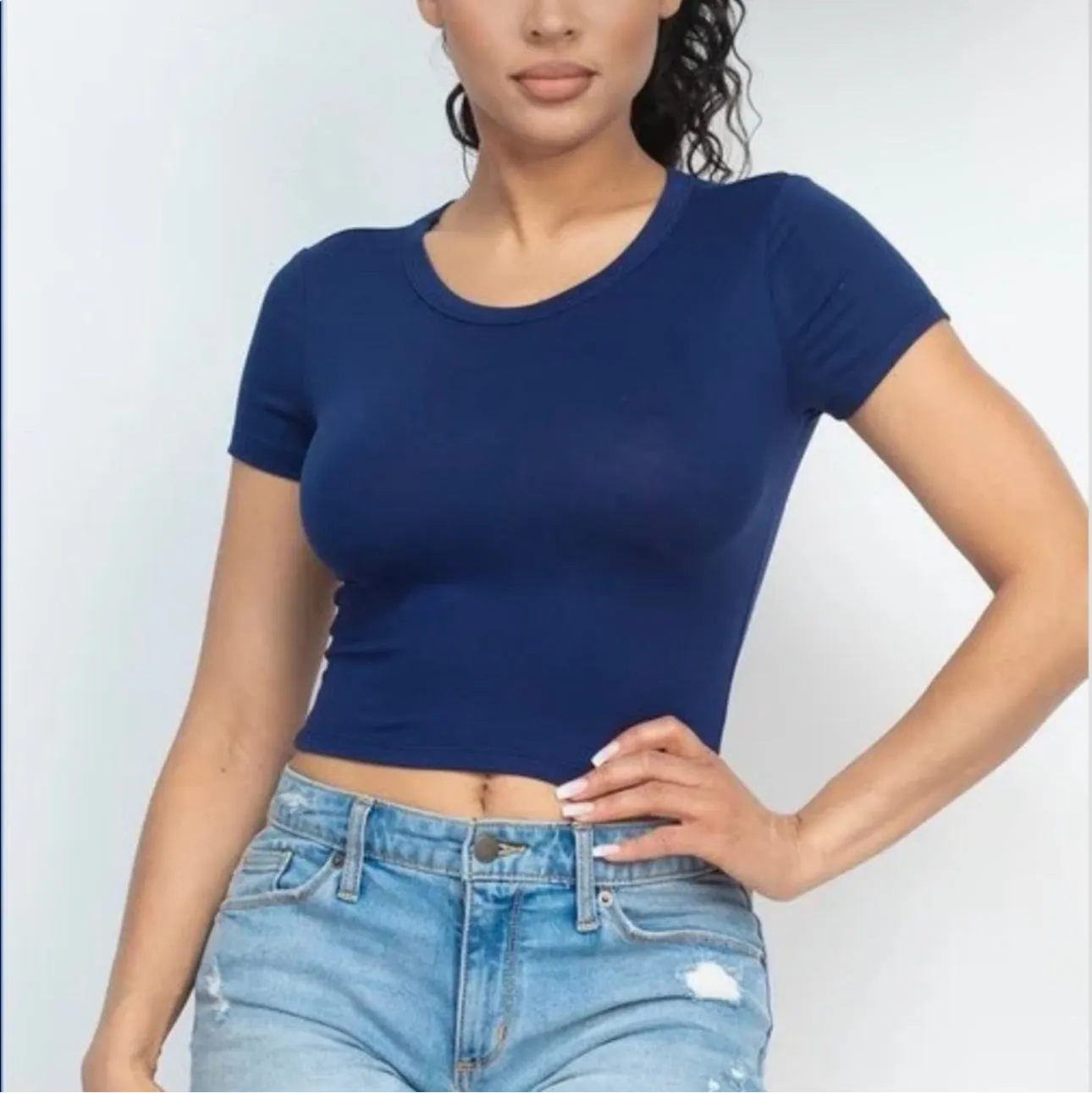 Classic Dark Crop Top Round Neck Short Sleeve Tees
