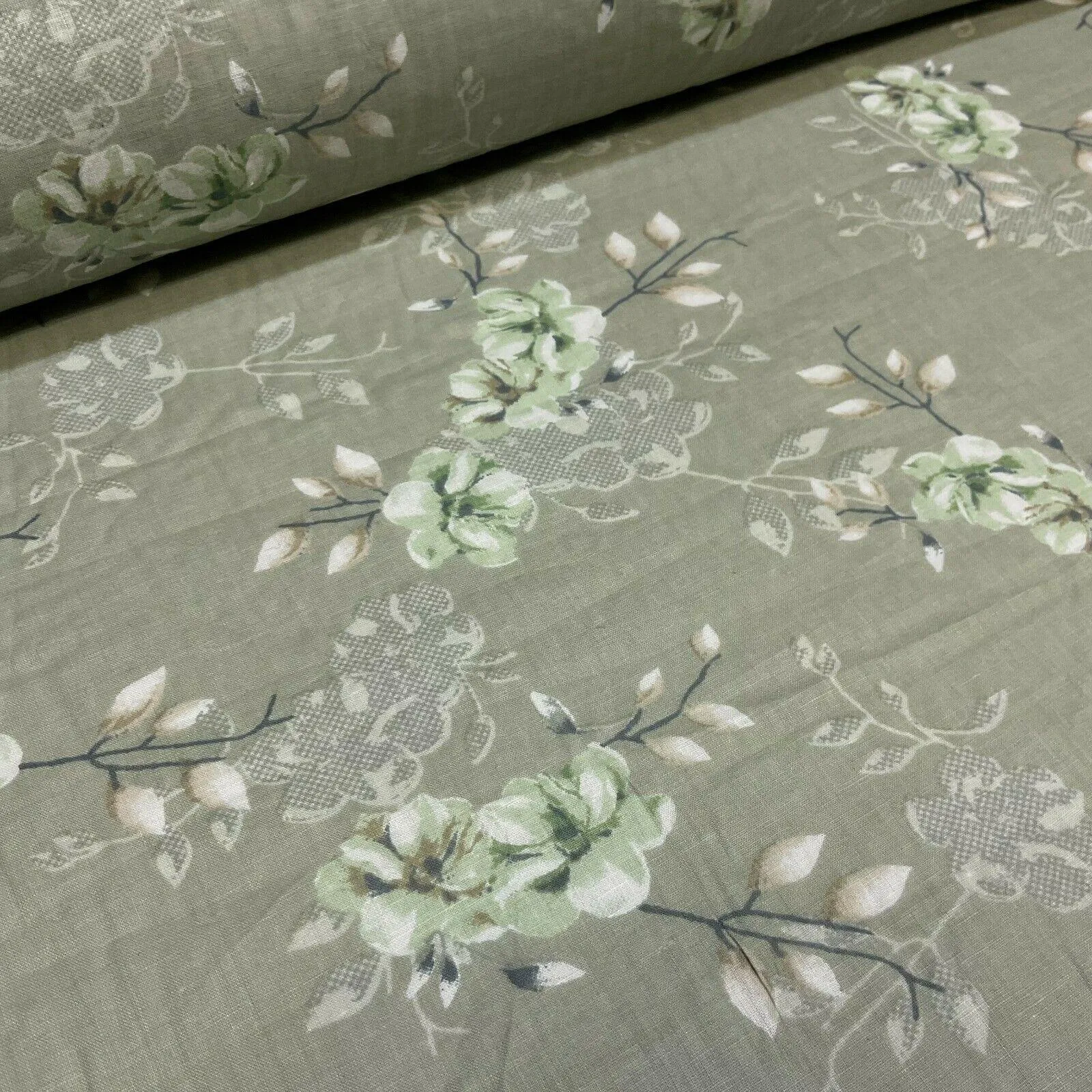 Cotton Lawn Voile Pastel Summer Floral Printed Dress fabric 111cm M1591