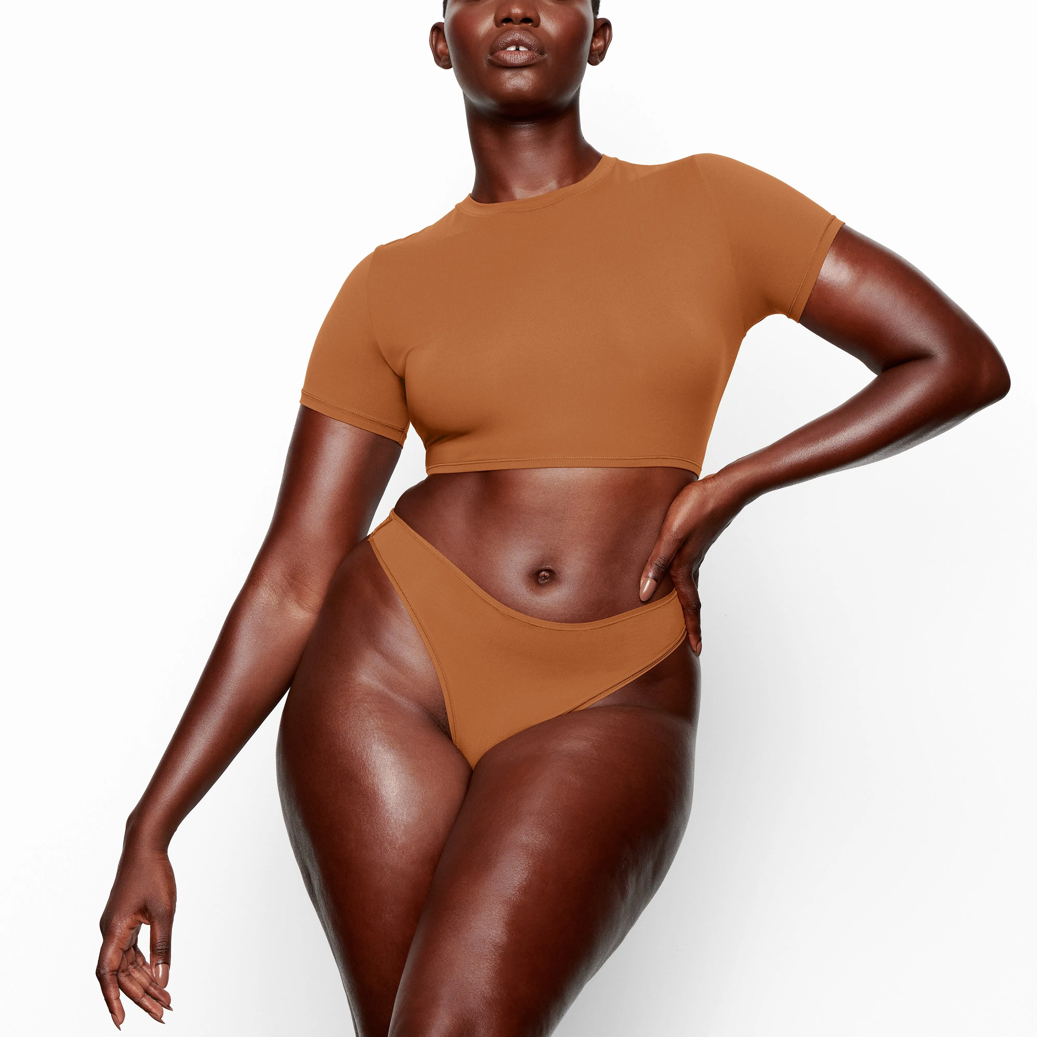FITS EVERYBODY SUPER CROPPED T-SHIRT | COPPER