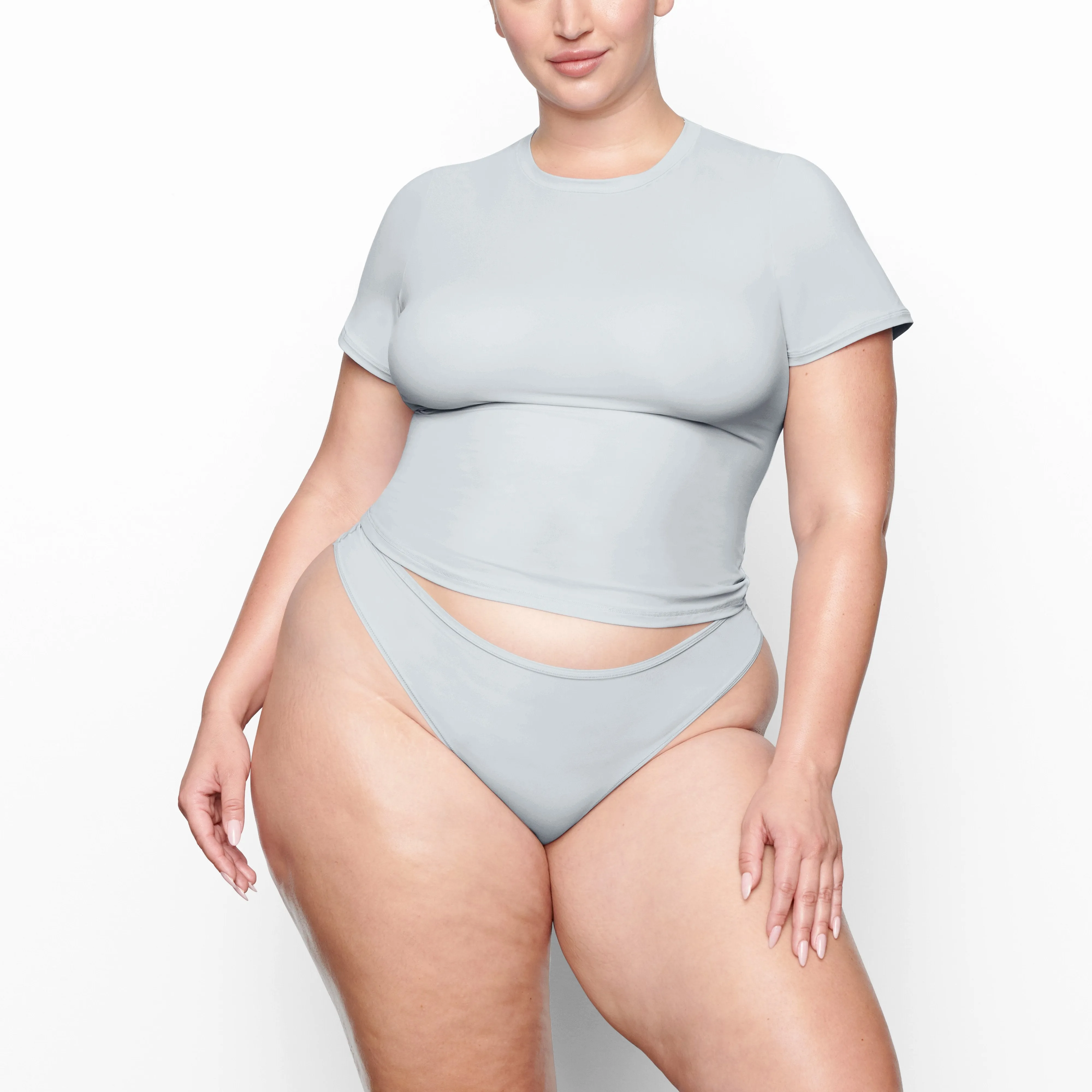 FITS EVERYBODY T-SHIRT | SKY