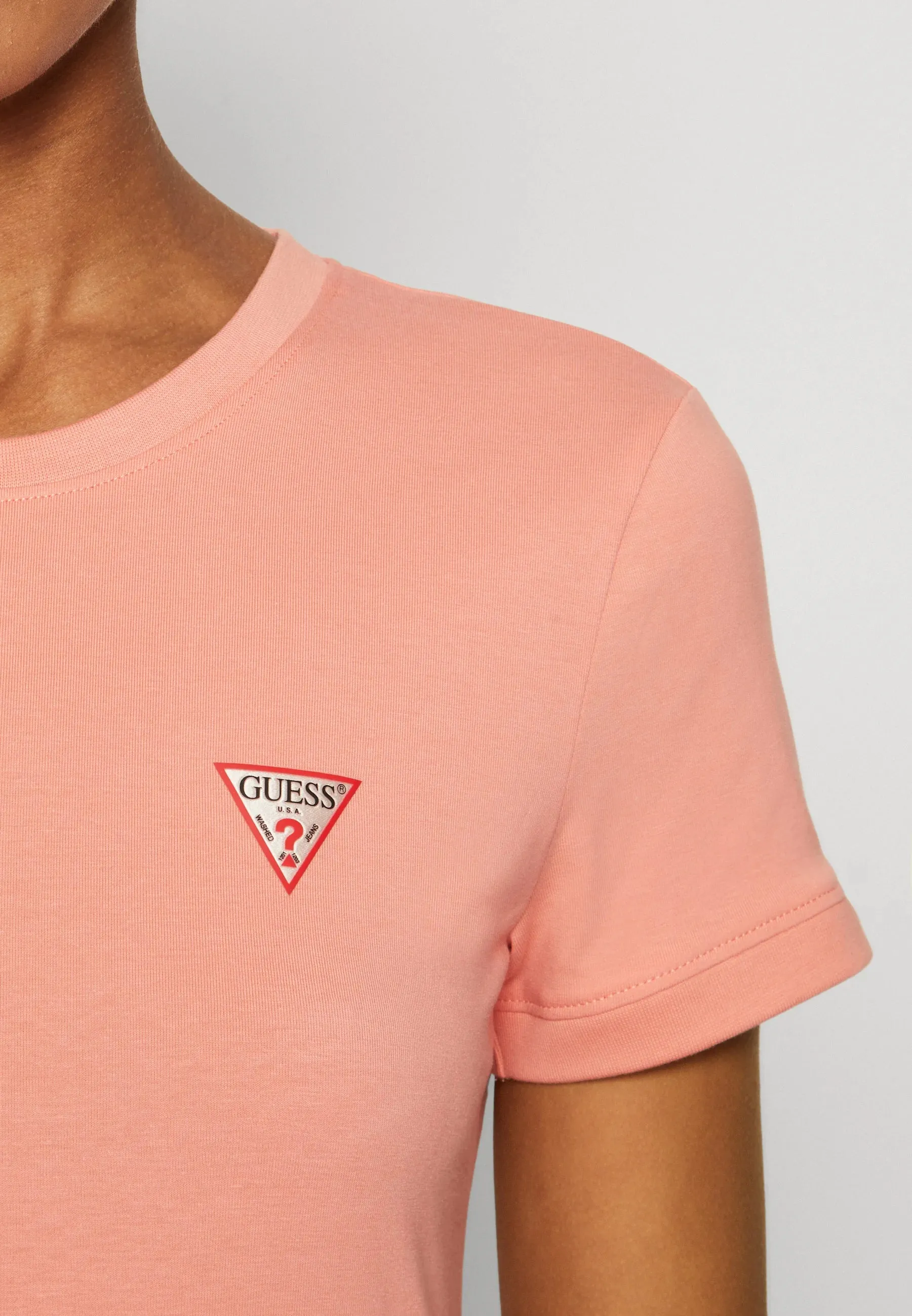Guess Mini Triangle T-shirt-Peach
