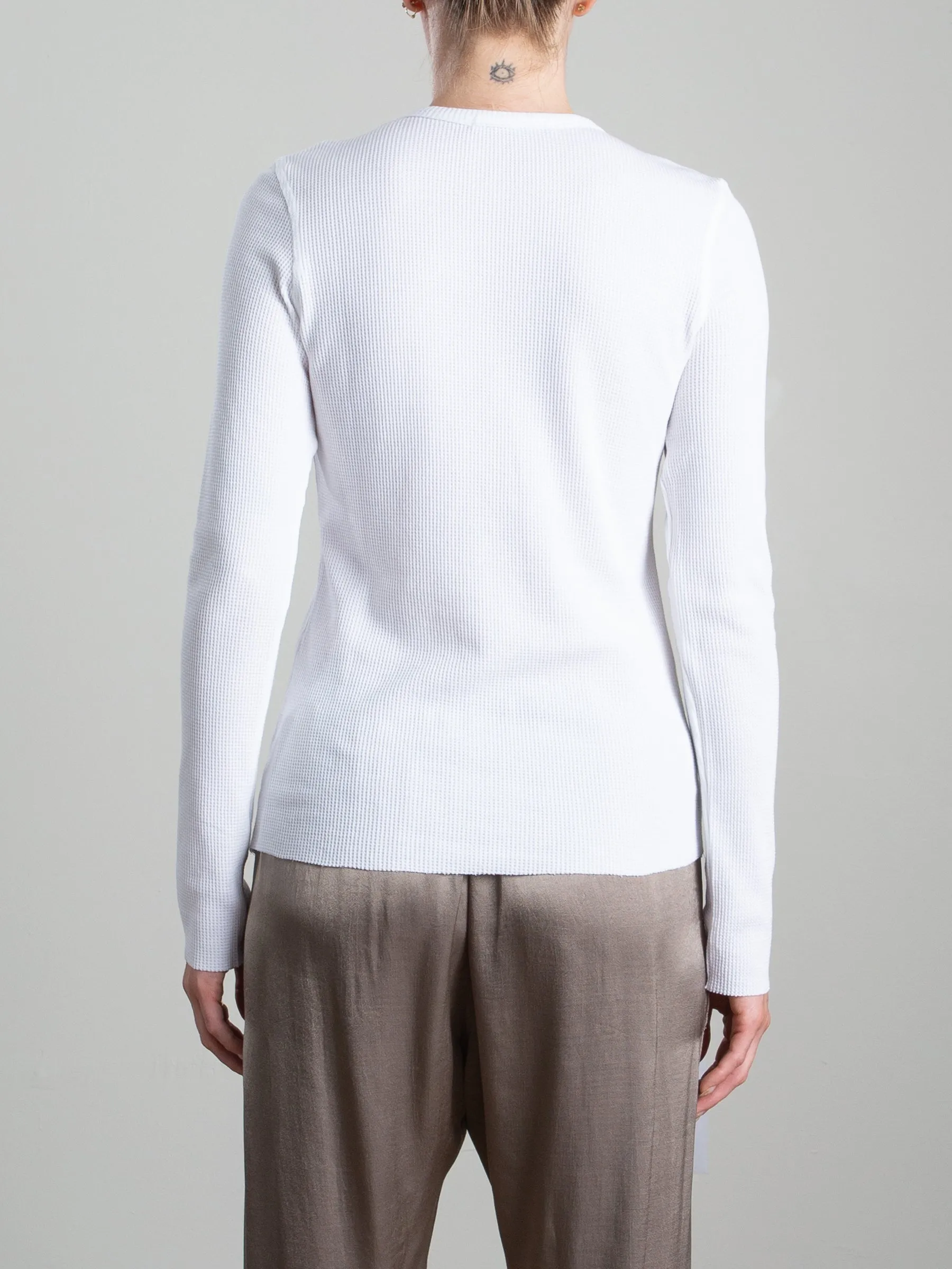 Jimmy Long-Sleeve Tee in Lightweight Thermal - White