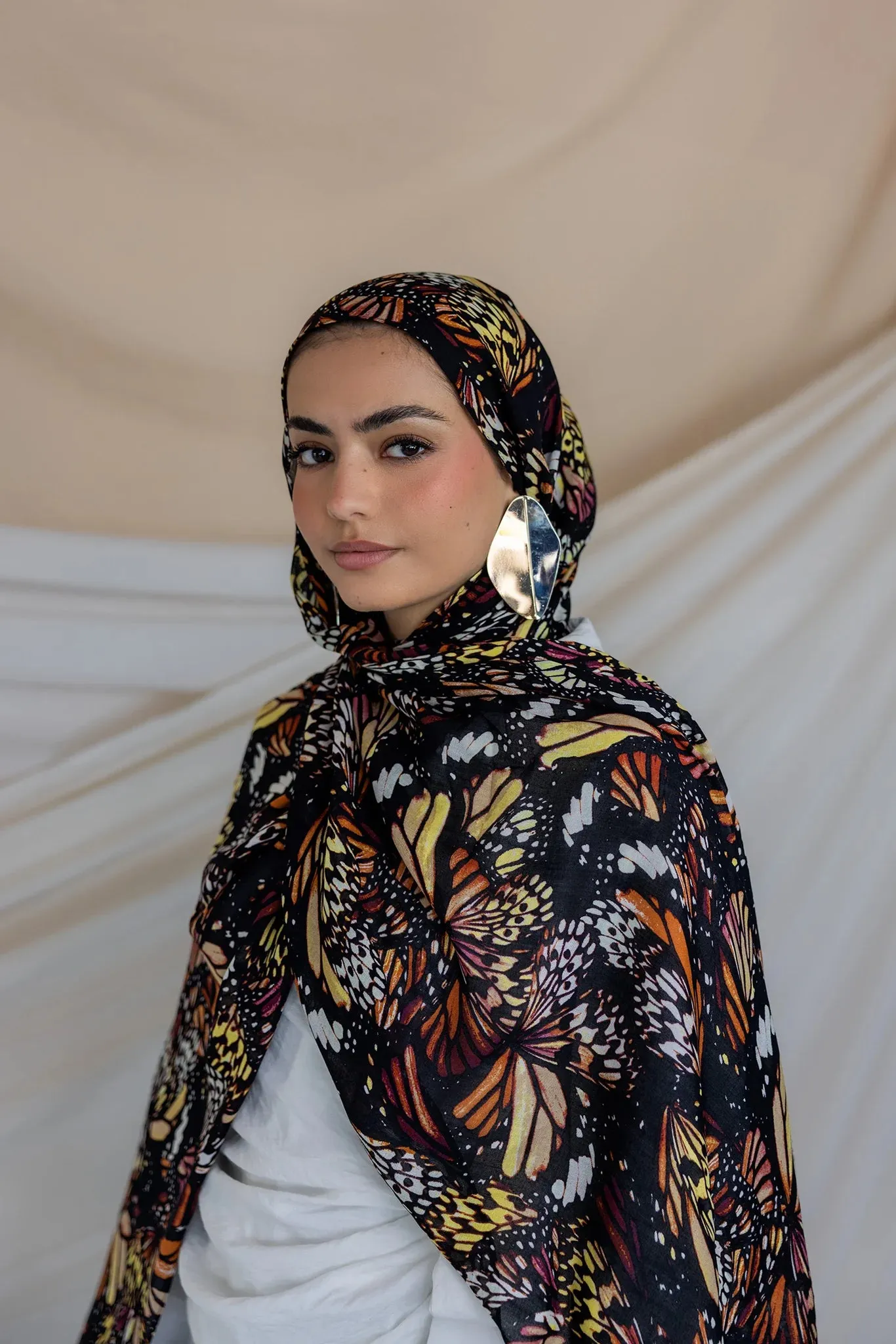 MY080 Black background powder pattern dream  hijab  hijab/tudung  printed hijab  printed scarf