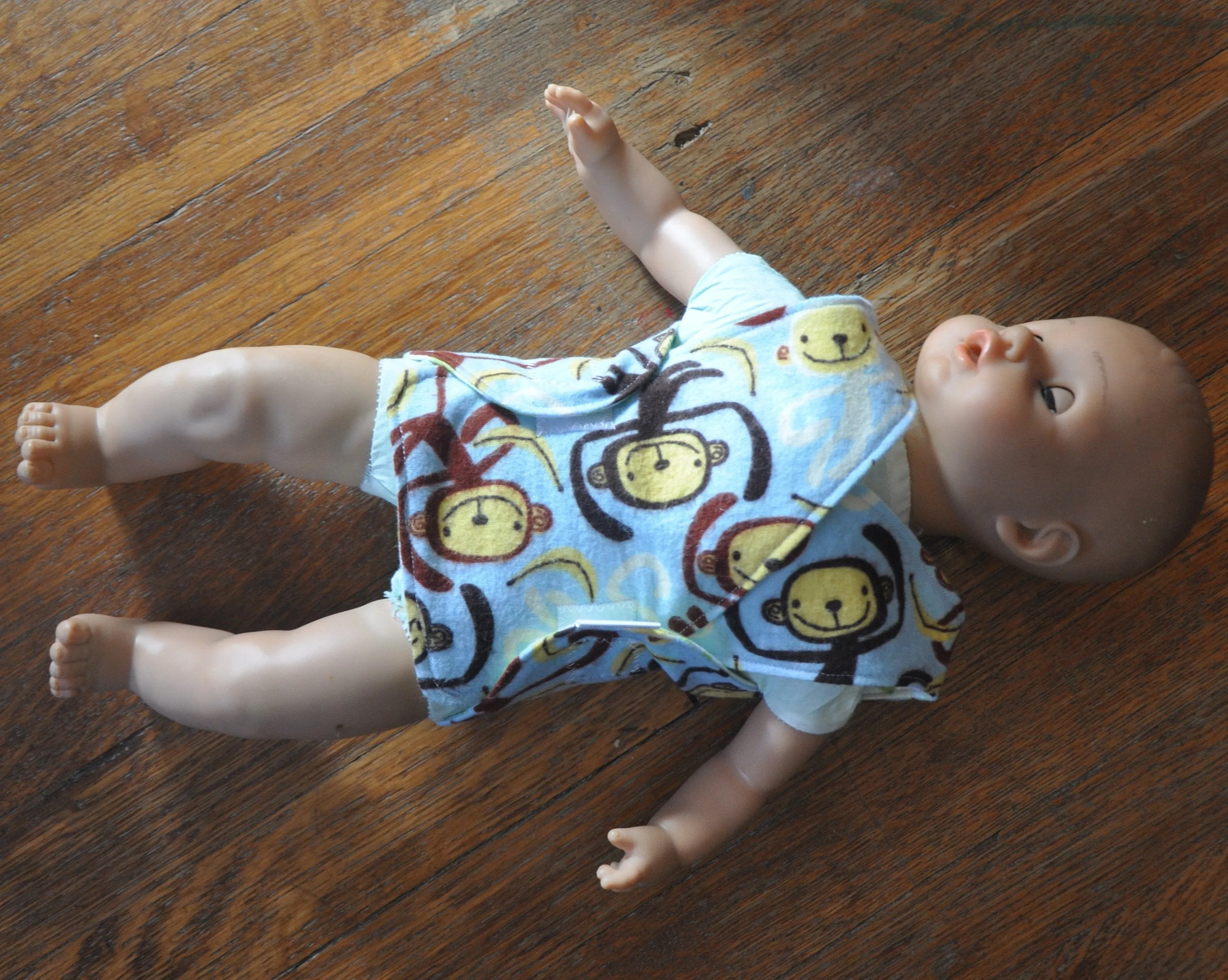 Puppies NICU smock. 1-3 lb. Ready to Ship.